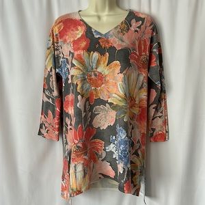Soft Surroundings Beautiful Floral 3/4 Sleeve Tunic Shirt Top **Size PM** 🌸🌺